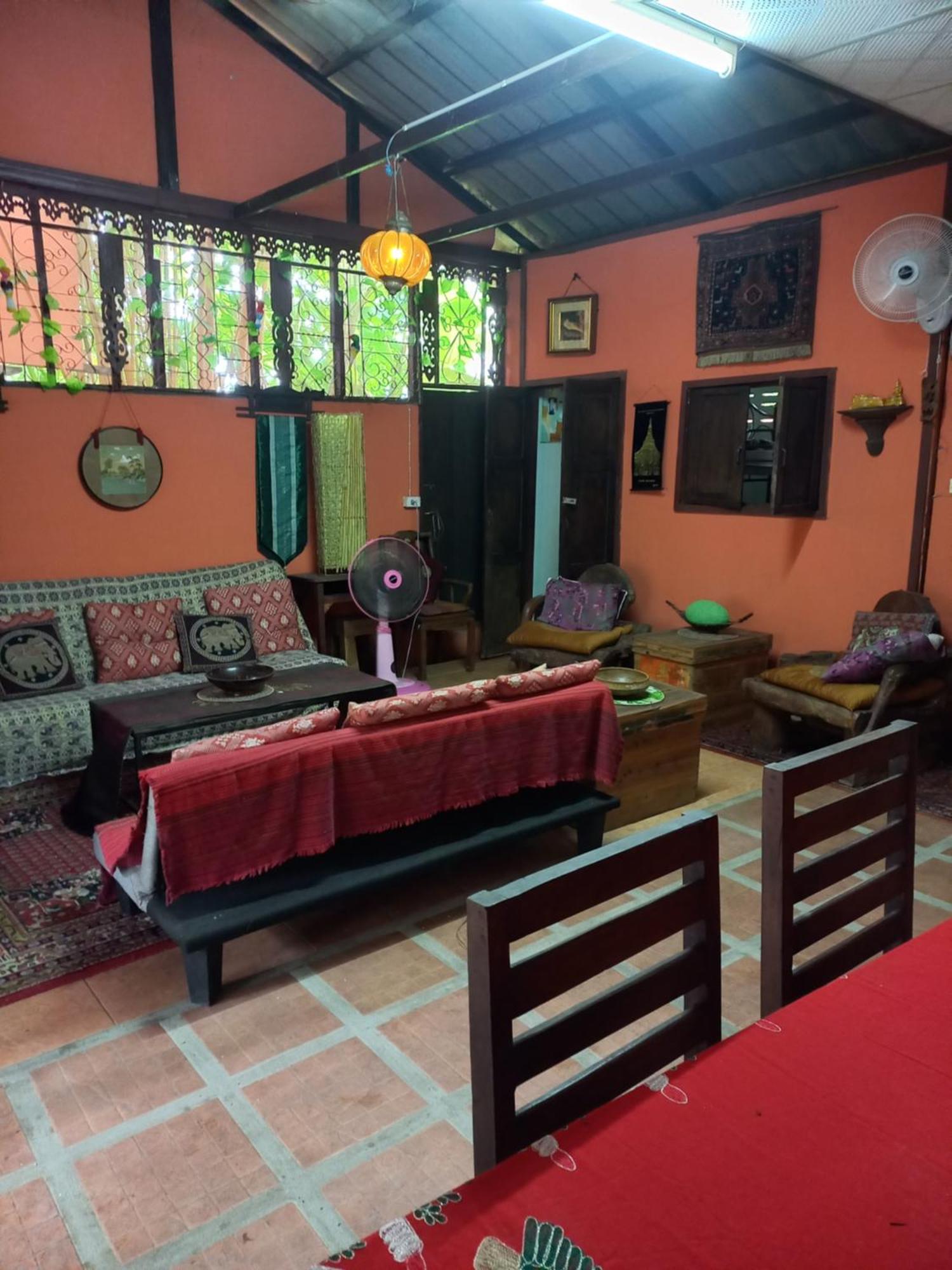 Teak House Chiang Mai Hotel Exterior photo